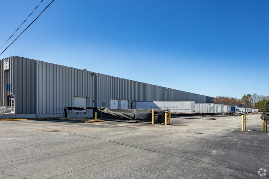 More Photos Of 4099 Old Dixie Hwy, Atlanta Distribution For Lease