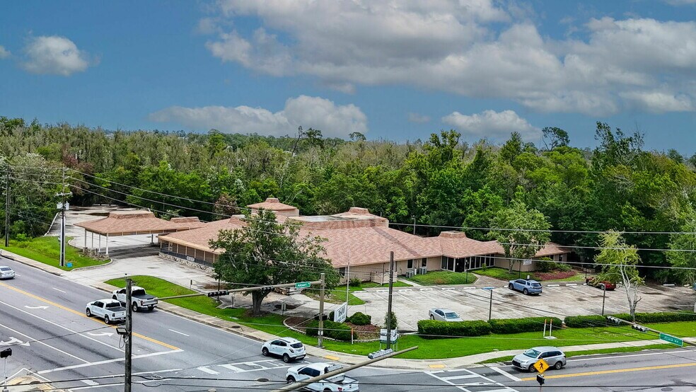 Primary Photo Of 1600 Jenks Ave, Panama City Medical For Sale