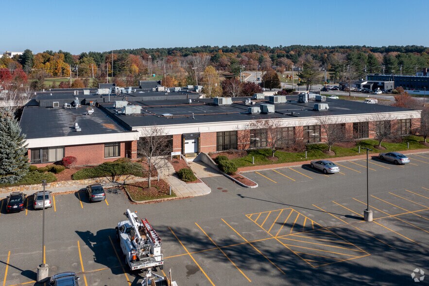 More Photos Of 213 Burlington Rd, Bedford General Retail For Lease