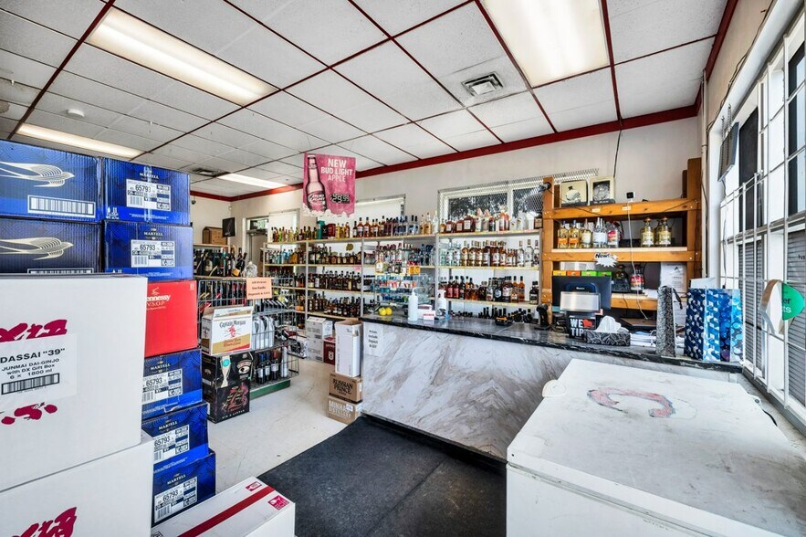 More Photos Of 20 McLeod Ave, Spruce Grove Storefront Retail Office For Sale