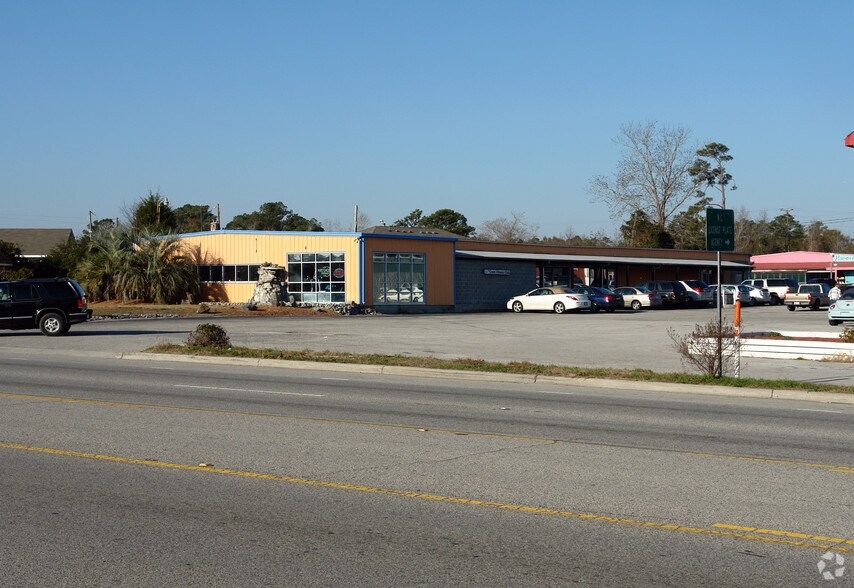 More Photos Of 14653 Us-17 Hwy N, Hampstead Health Club For Lease