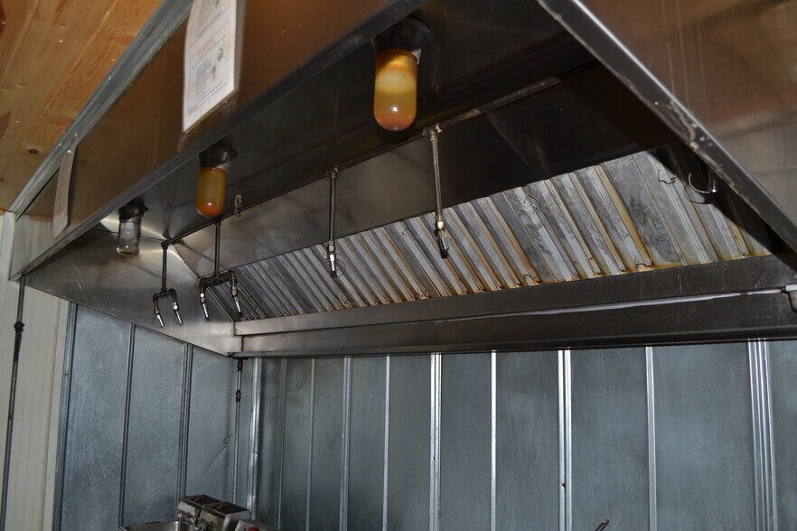 More Photos Of 220 Highway 261, Buchanan Dam Restaurant For Lease