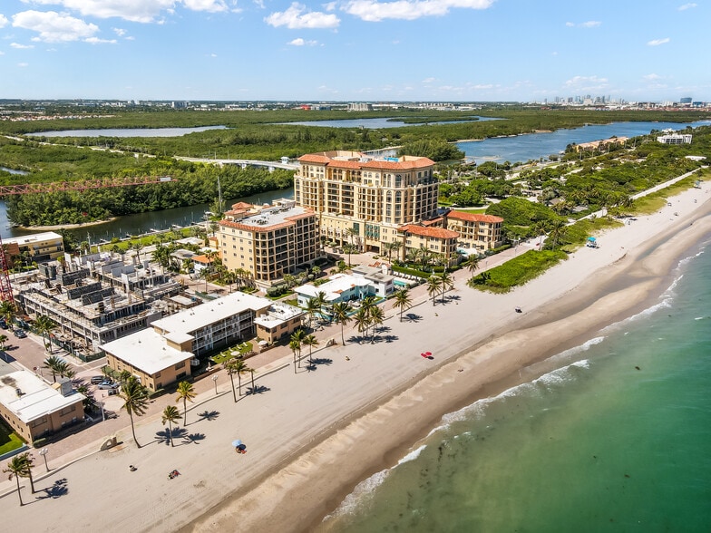 More Photos Of 3405 N Ocean Dr, Hollywood Hotel For Sale