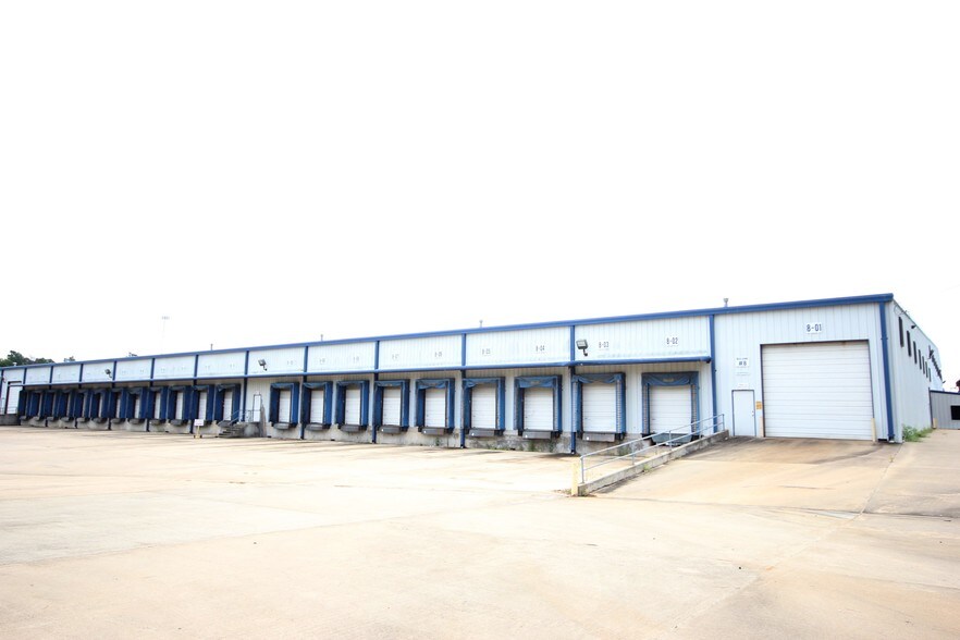 More Photos Of 2938 Brown Rd, Marshall Industrial For Sale