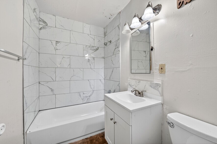 More Photos Of 3940 E Burns Ave, Fresno Apartments For Sale