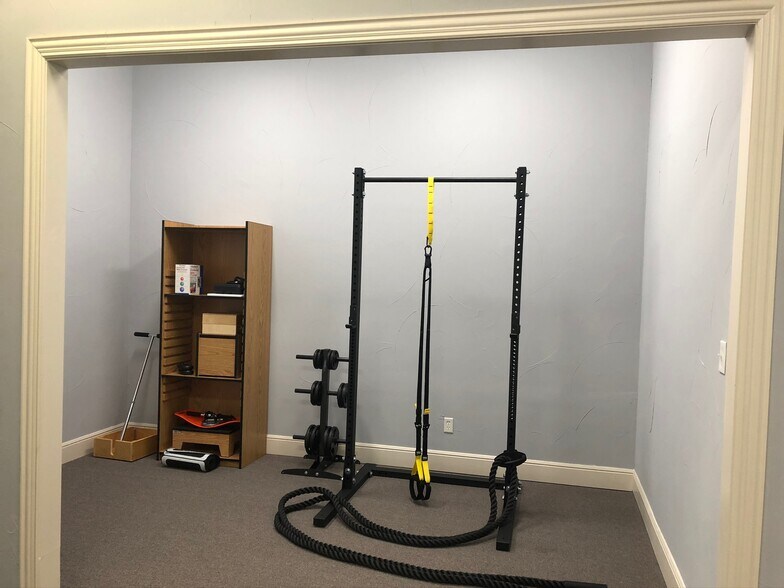 More Photos Of 1141 Keller Pky, Keller Medical For Lease