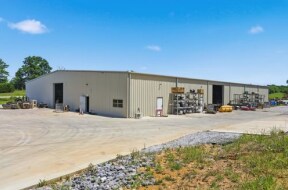 More Photos Of 806 Whitaker Rd, New Market Warehouse For Sale