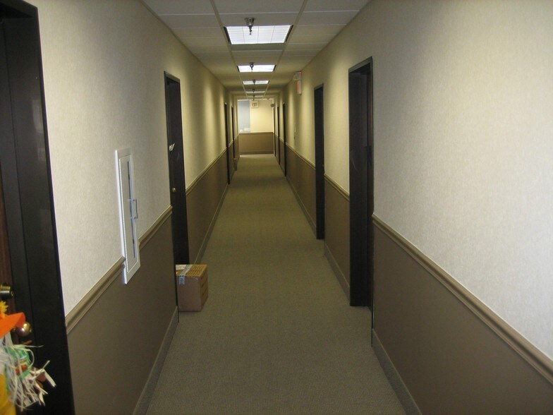 More Photos Of 2901 N Causeway Blvd, Metairie Office Residential For Sale