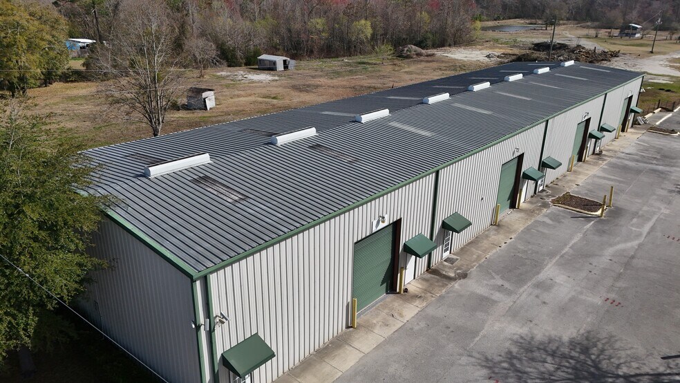 More Photos Of 3075 Leon Rd, Jacksonville Warehouse For Lease
