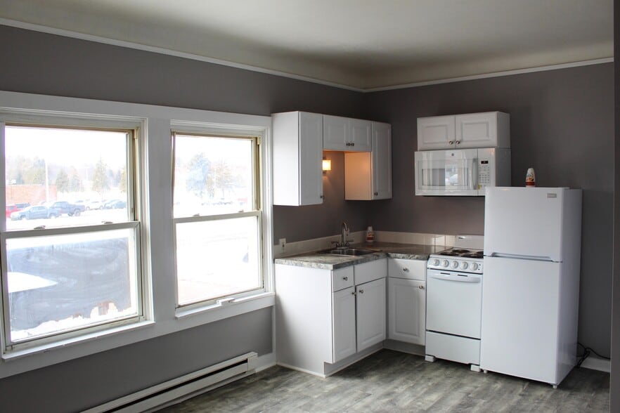 More Photos Of 801 S Mill St, Clio Apartments For Sale