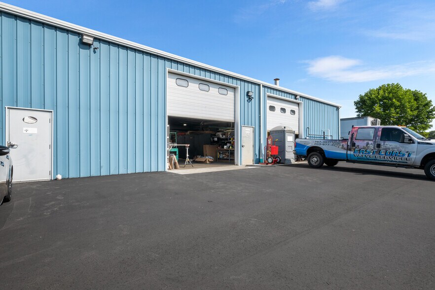 More Photos Of 115 Leonard Dr, Groton Service For Lease