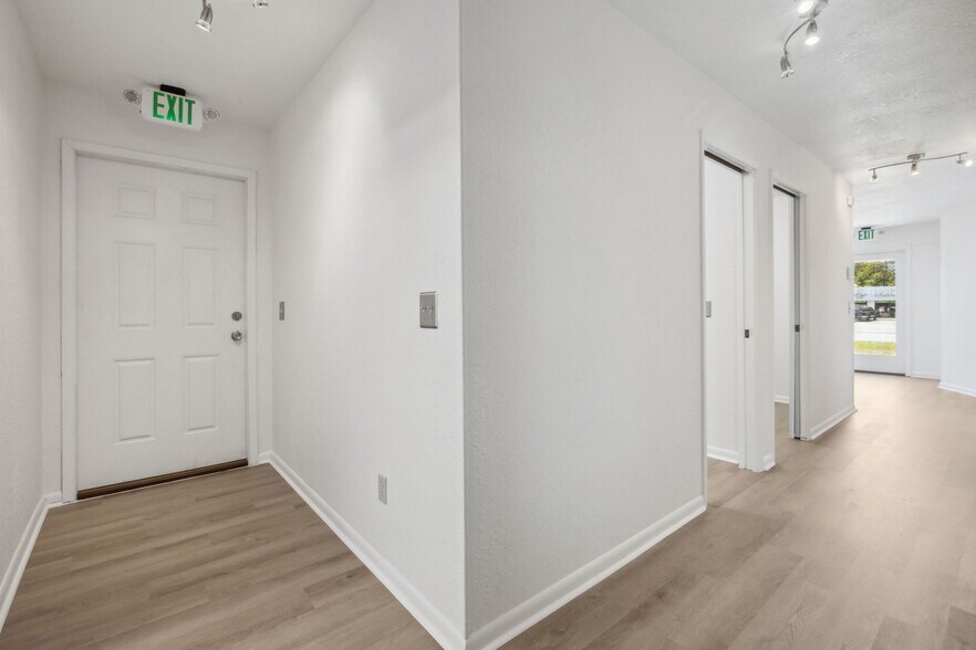 More Photos Of 2528-2530 Us-1, Saint Augustine Loft Creative Space For Lease