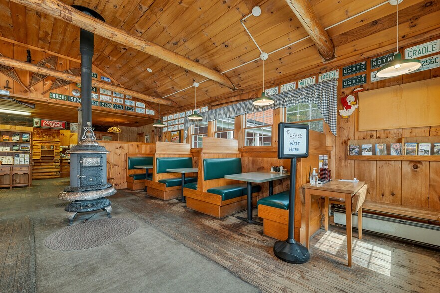 More Photos Of 1955 Presidential Hwy, Jefferson Restaurant For Sale