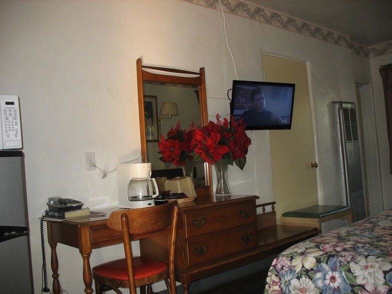 More Photos Of 1627 SE Stephens St, Roseburg Hotel For Sale