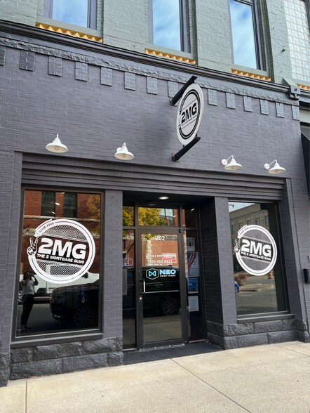 Primary Photo Of 202 N Main St, Kokomo Office For Lease