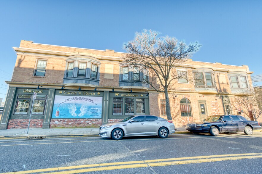 More Photos Of 3817 Pacific Ave, Wildwood Restaurant For Sale