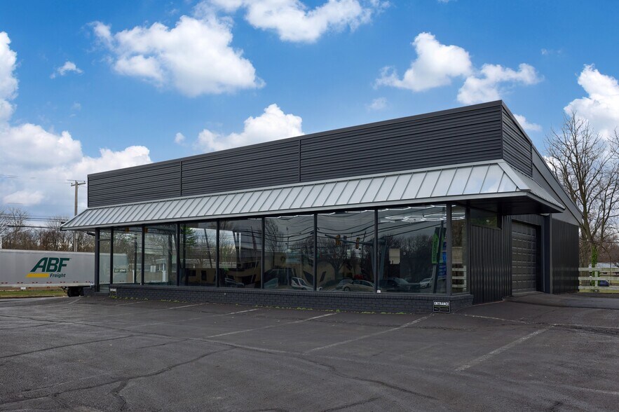 More Photos Of 1310 Manheim Pike, Lancaster Freestanding For Sale