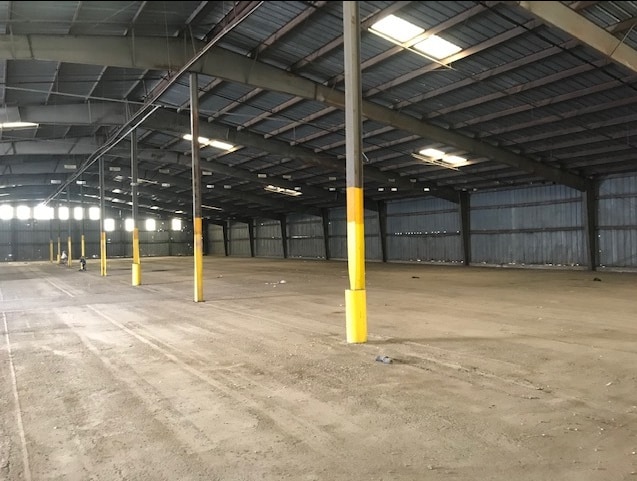 More Photos Of 120 Washington St, Bakersfield Warehouse For Sale
