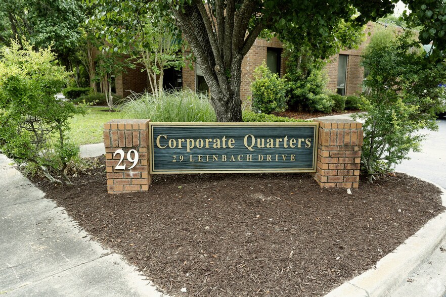 More Photos Of 29 Leinbach Dr, Charleston Office For Lease