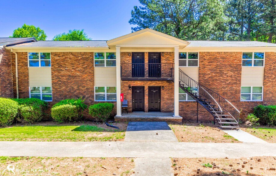 More Photos Of 661 Sherwood Dr, Jonesboro Apartments For Sale