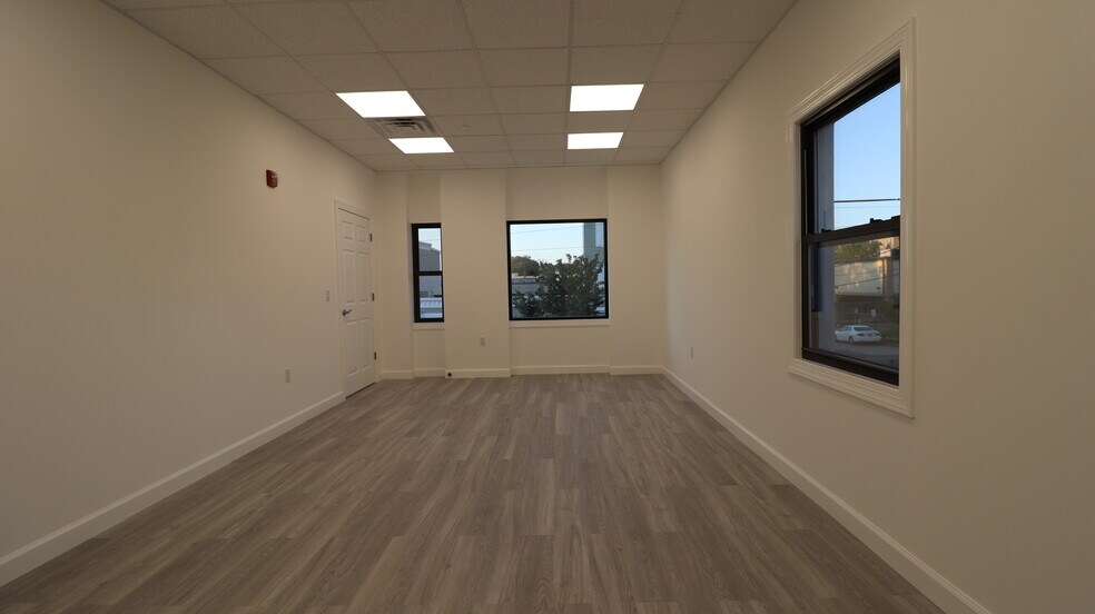 1010 Edgewater Ave, Ridgefield, NJ 07657 Medical For Sale