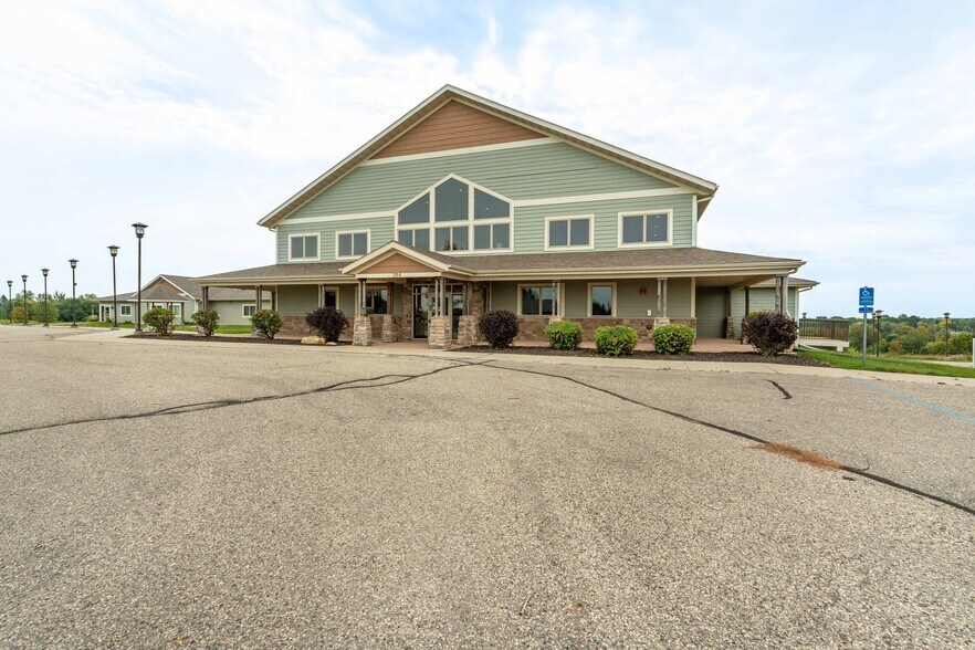 More Photos Of 394 Woodland Dr, Fergus Falls Assisted Living For Sale