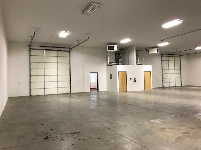 More Photos Of 38 Cygnet Dr, Mound House Warehouse For Lease