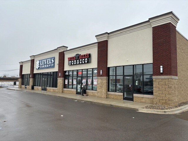 Primary Photo Of 1139 S Centerville Rd, Sturgis General Retail For Lease