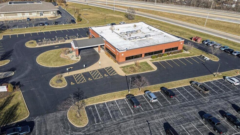 More Photos Of 3 Professional Dr, Alton Office For Lease