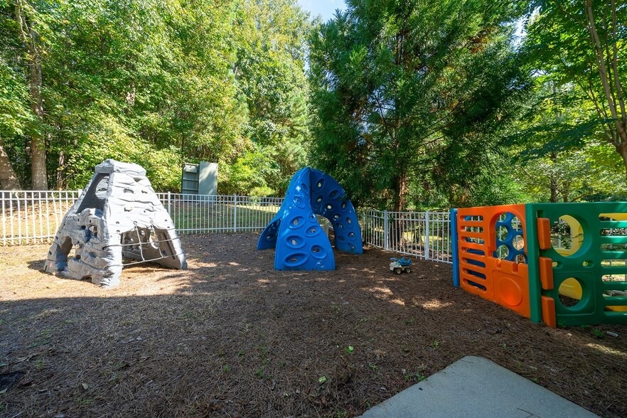 More Photos Of 1201 Georgian Park, Peachtree City Medical For Sale