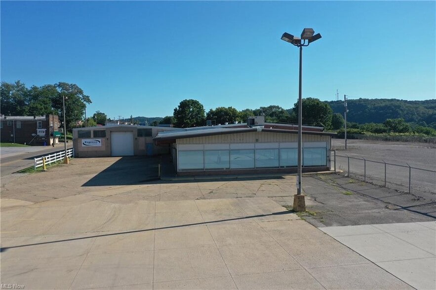 More Photos Of 1515 Franklin Ave, Toronto Industrial For Lease