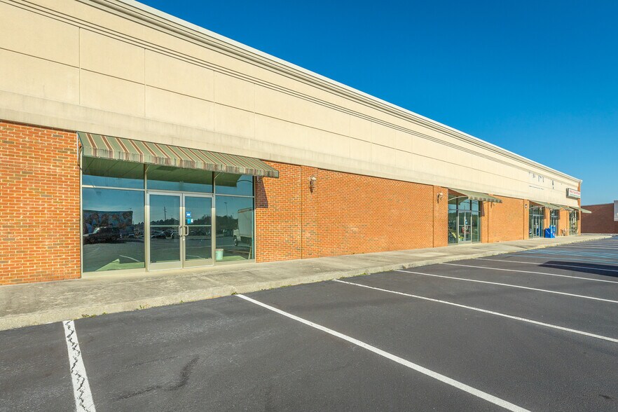 More Photos Of 150 Pearl Dr, LaFayette Restaurant For Sale