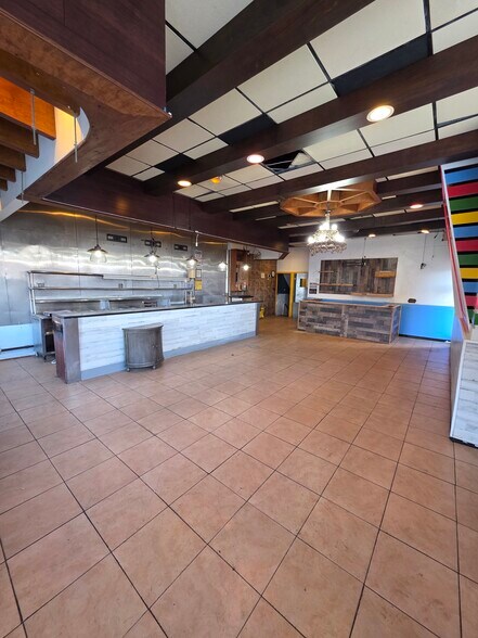 More Photos Of 849 Castle Hill Ave, Bronx Storefront Retail Residential For Lease