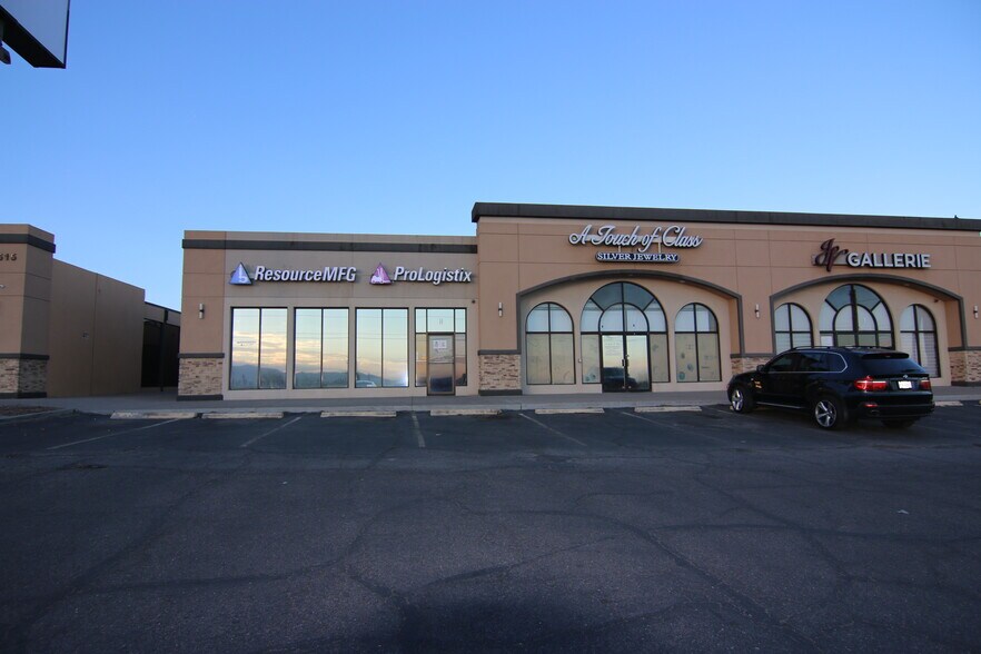 More Photos Of 9515 Gateway Blvd W, El Paso Unknown For Lease