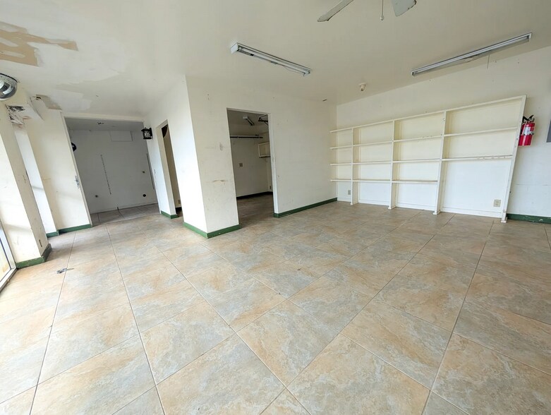 More Photos Of 92-8701 Hawaii Belt Rd, Ocean View Freestanding For Lease