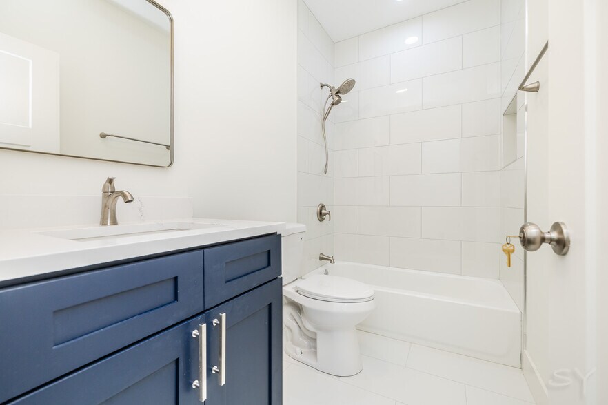 More Photos Of 2611 21st st, Chicago Apartments For Sale