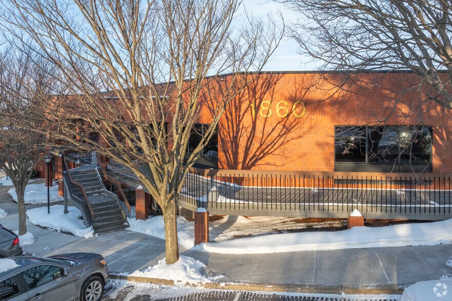 Primary Photo Of 1860 Charter Ln, Lancaster Office For Lease