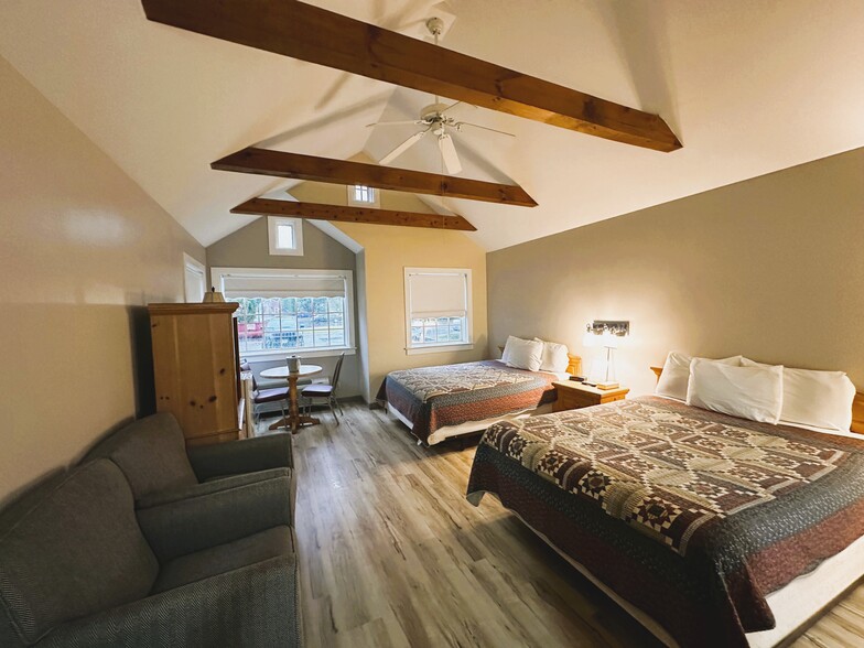 More Photos Of 2439 Old Philadelphia Pike, Lancaster Hotel For Sale