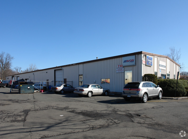 Primary Photo Of 230 W Nyack Rd, Nanuet Service For Lease