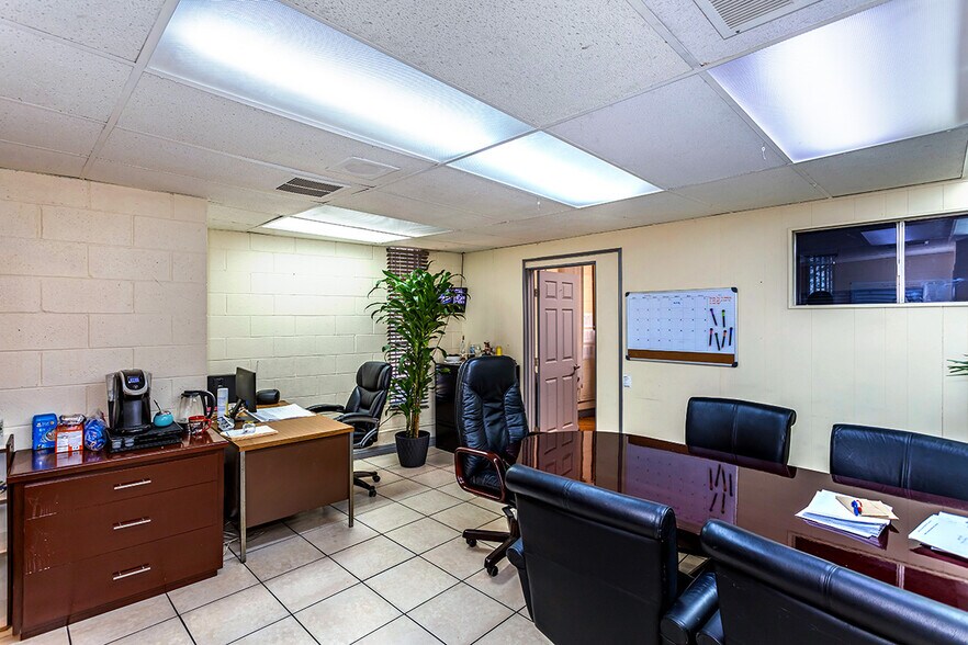 More Photos Of 12561-12563 Persing Dr, Whittier Showroom For Sale