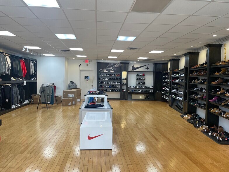 Primary Photo Of 5620 Germantown Ave, Philadelphia Storefront For Lease