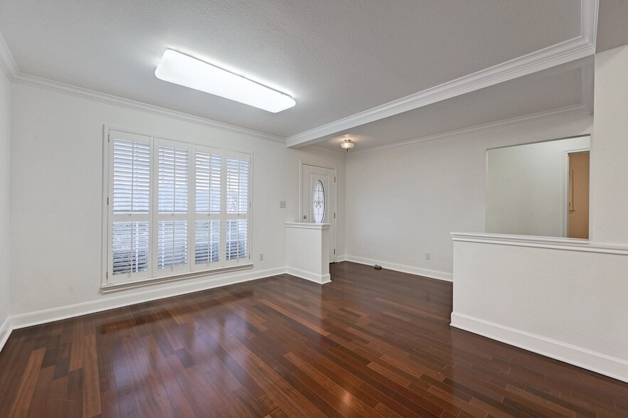 More Photos Of 13810 Fm 1826, Austin Office Residential For Sale