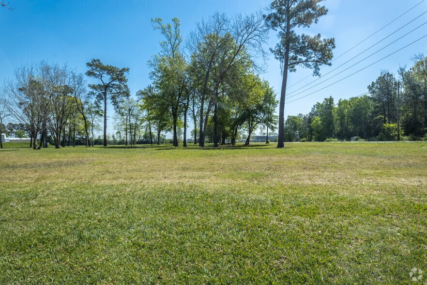 Primary Photo Of 1031 Bammel Rd, Houston Warehouse For Sale