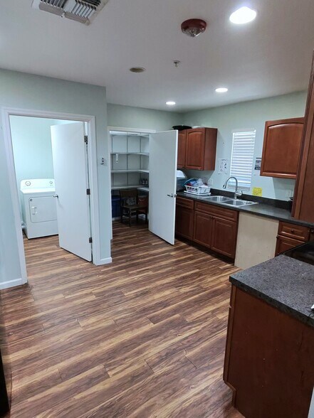 More Photos Of 132 E Citrus St, Altamonte Springs Specialty For Sale