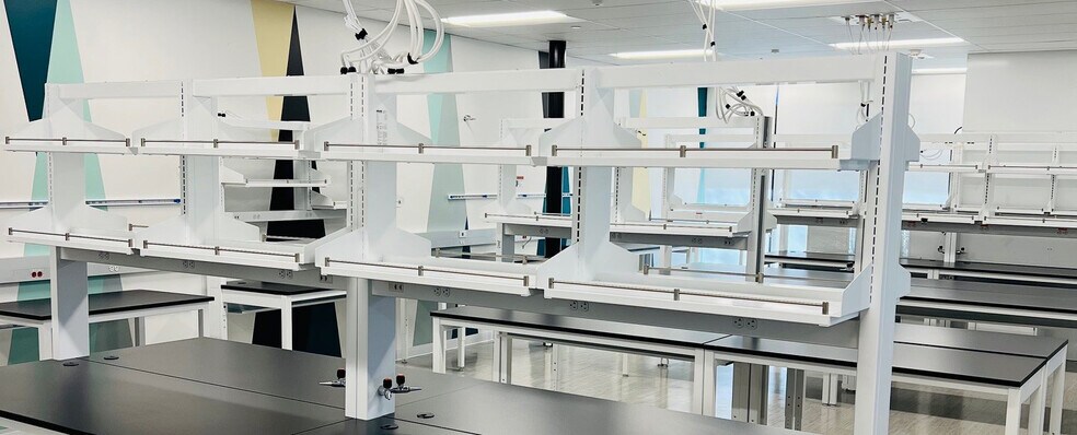 More Photos Of 1280 Rancho Conejo Blvd, Thousand Oaks Research And Development For Lease
