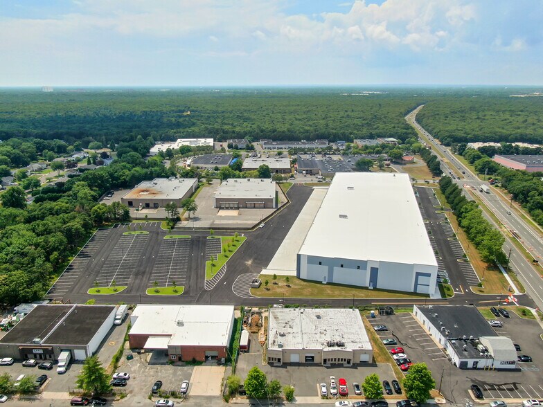 More Photos Of 2950 Veterans Memorial Hwy, Bohemia Distribution For Lease