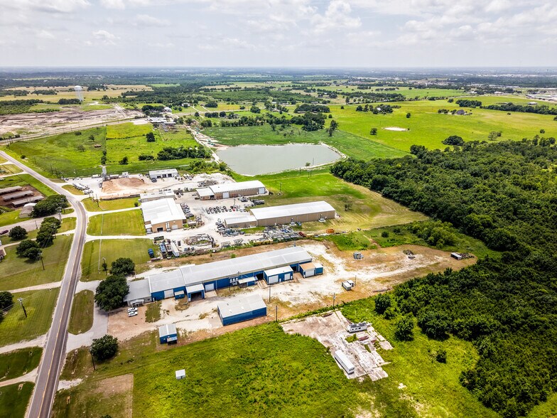 More Photos Of 5808 Fm 3455 Rd, Navasota Manufacturing For Lease
