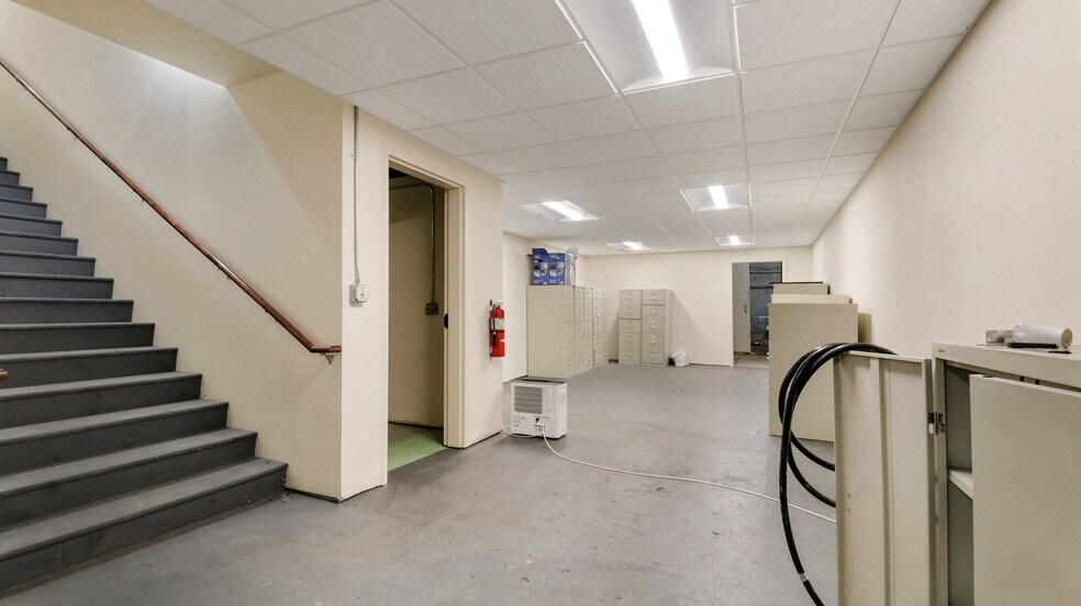 More Photos Of 36328 Main St, Whitehall Medical For Sale