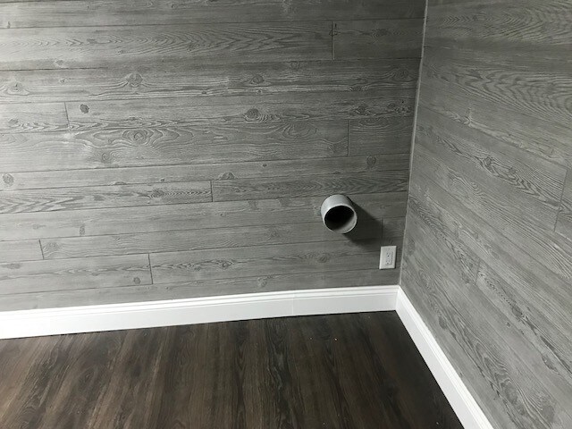 More Photos Of 825 15th St, Lake Park Warehouse For Lease