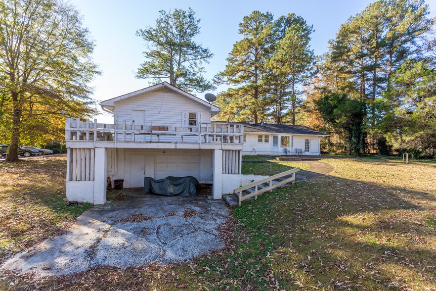 More Photos Of 1367 SW Highway 138, Riverdale Office For Sale